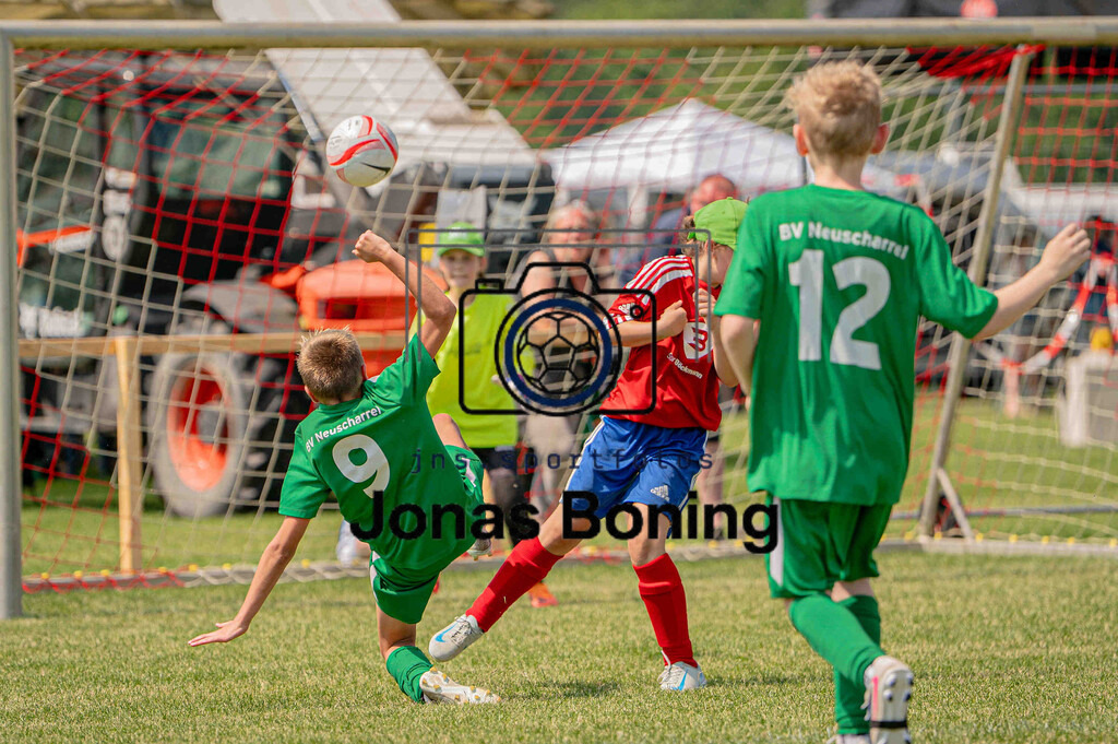 Fußball I E-Junioren I Saison 2025-2026 I OM-Cup Lüsche I Sonntag  I 24196 | jns.sportfotos - Realisiert mit Pictrs.com