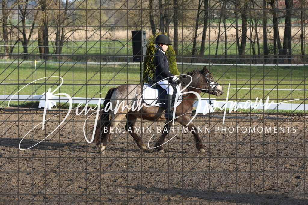 AZ2A2466 | Benjamin Bartmann Photomoments