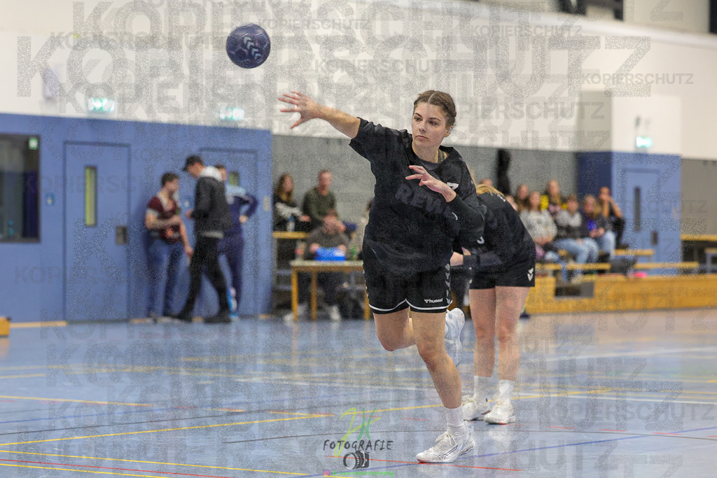 Frauen 2. Bezirksklasse, SG Rechtenbach - HSG Kleenheim/Langgöns III | Frauen 2. Bezirksklasse, SG Rechtenbach - HSG Kleenheim/Langgöns III am 16.11.2024 in Rechtenbach (Sporthalle Rechtenbach)Photo © 2024 - Jörg Heinrich - Realisiert mit Pictrs.com