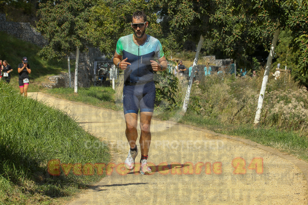 250824_1234_EX1_9796 | Sportfotografie im Rhein-Sieg Kreis, Köln, Bonn, NRW, Rheinland Pfalz, Hessen, etc. Unser Tätigkeitsfeld umfasst den Laufsport vom Volkslauf über den Marathon, Duathlon, Triathon bis zum Ultralauf wie Kölnpfad Ultra oder Schindertrail.