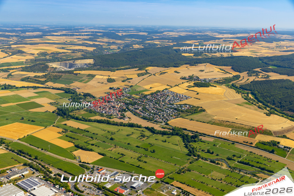 Das Luftbild zeigt : Impfingen Tauberbischofsheim - Die Luftaufnahme wurde 2023 vom UL-Flugzeug aus erstellt ( keine Drohne ) - Hochauflösende Luftaufnahme - Für grossformatige Ausdrucke geeignet. Die Geschenkidee !Mit Lizenz und Bildrechte bestellbar