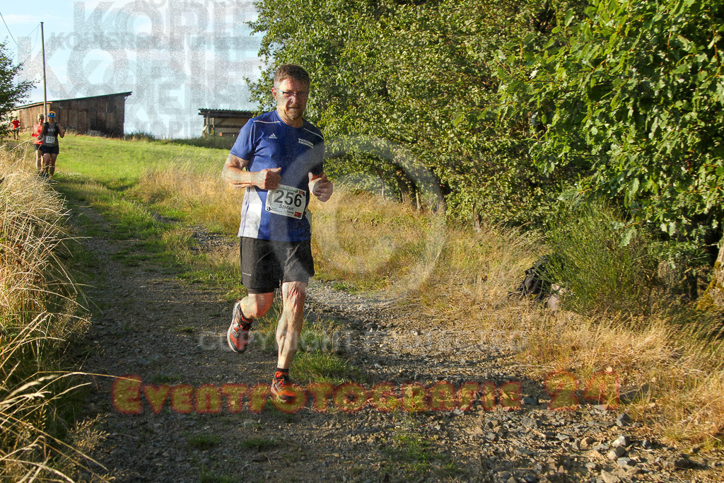 250801_1927_EV4_8716 | Sportfotografie im Rhein-Sieg Kreis, Köln, Bonn, NRW, Rheinland Pfalz, Hessen, etc. Unser Tätigkeitsfeld umfasst den Laufsport vom Volkslauf über den Marathon, Duathlon, Triathon bis zum Ultralauf wie Kölnpfad Ultra oder Schindertrail.