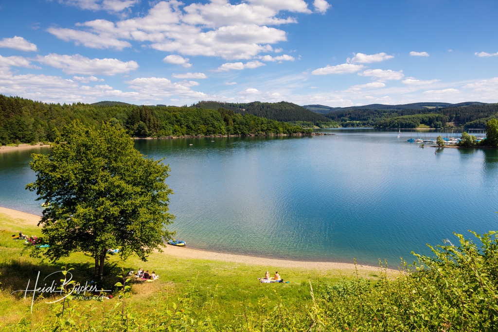Badestrand am Biggesee | Badestrand am Biggesee - Realisiert mit Pictrs.com