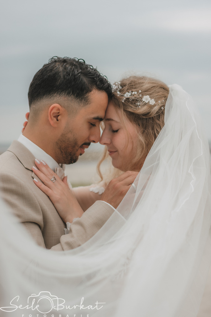 IMG_3779 | Authentische, natürliche und emotionale Fotoshootings auf der Nordseeinsel Föhr. Als Fotografin halte ich deine schönsten Momente in einzigartigen Neugeborenen-, Familien-, Paar- und Einzelshootings fest. Jetzt einen Termin vereinbaren!