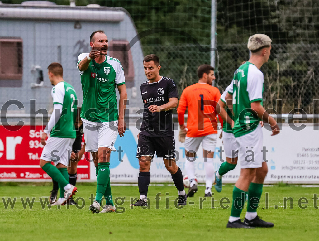 2023-08-09_057_FC_Schwaig_gegen_TuS_Geretsried | Deutschland, 09.08.2023:
Fußball, Landesliga Südost 2023 / 2024, 5. Spieltag, FC Schwaig gegen TuS Geretsried, Endergebnis: 4:1

Benjamin Fister (TuS Geretsried, #23)

Foto: Christian Riedel / fotografie-riedel.net