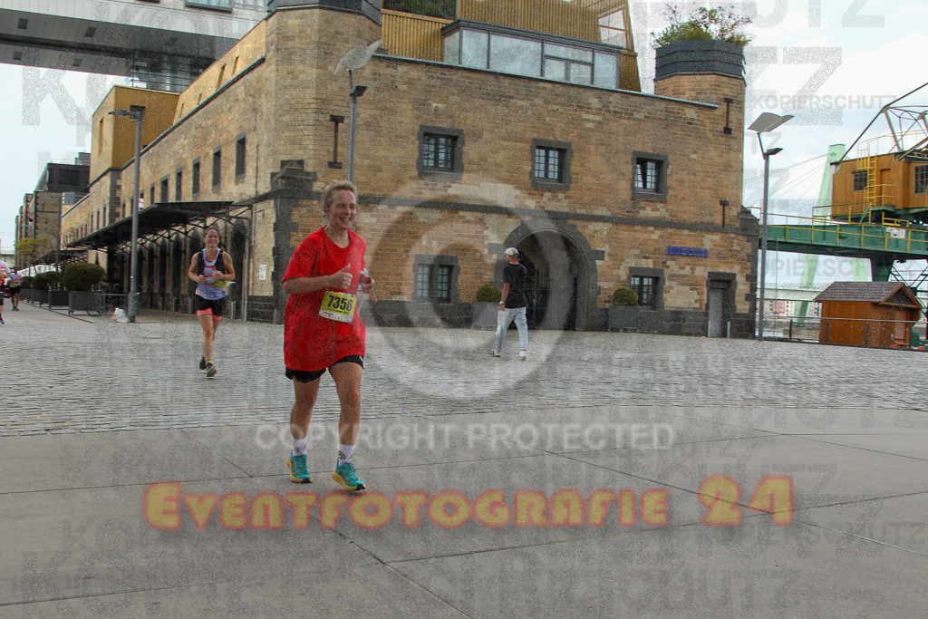 250920_1530_EV4_8995 | Sportfotografie im Rhein-Sieg Kreis, Köln, Bonn, NRW, Rheinland Pfalz, Hessen, etc. Unser Tätigkeitsfeld umfasst den Laufsport vom Volkslauf über den Marathon, Duathlon, Triathon bis zum Ultralauf wie Kölnpfad Ultra oder Schindertrail.