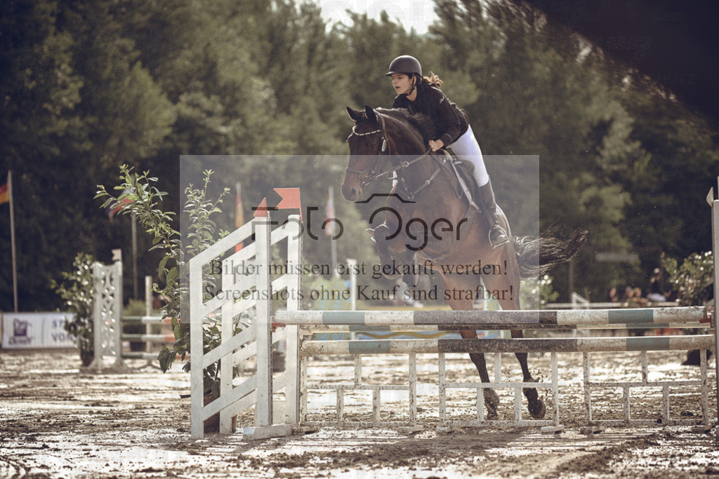 20240531-DOS_9196 | Entdecke hochwertige Reitturnierfotos von Foto Oger. Professionell, emotional und authentisch – jetzt Lieblingsmomente im Shop bestellen.Deutschlandweite Turnierfotografie. - Realized with Pictrs.com
