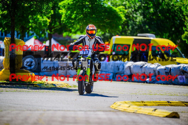 MaZZes_FotoMatrix_240816_6021986_0354 | UE40