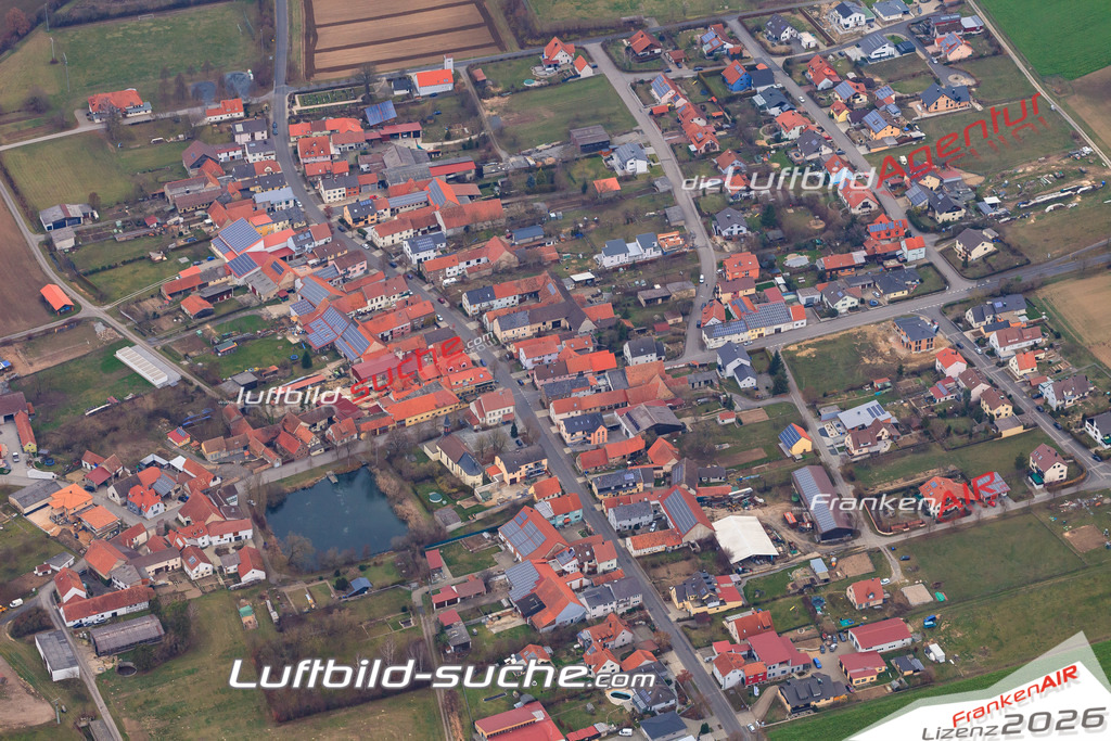 aktuelles Luftbild von Hainert Knetzgau - Luftaufnahme wurde 2018 von https://frankenair.de mittels Flugzeug (keine Drohne) erstellt.