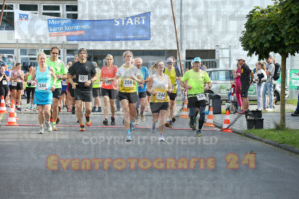 250801_1812_EX1_6480 | Sportfotografie im Rhein-Sieg Kreis, Köln, Bonn, NRW, Rheinland Pfalz, Hessen, etc. Unser Tätigkeitsfeld umfasst den Laufsport vom Volkslauf über den Marathon, Duathlon, Triathon bis zum Ultralauf wie Kölnpfad Ultra oder Schindertrail.