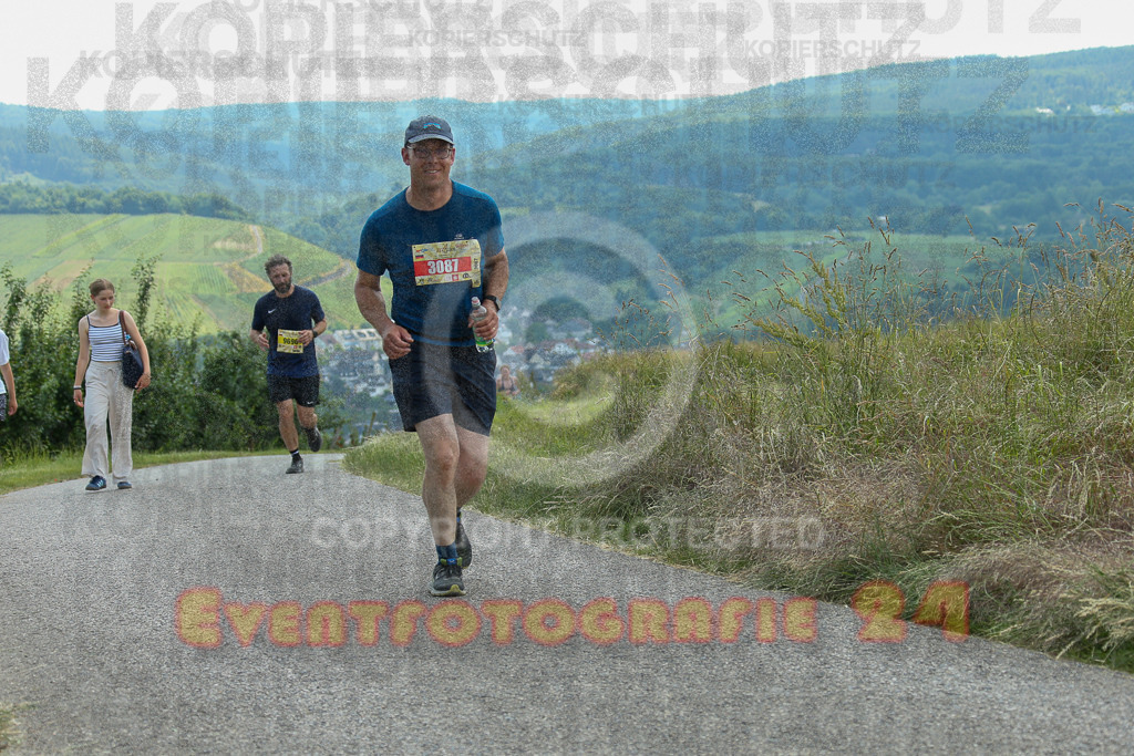 250614_1351_EX1_9563 | Sportfotografie im Rhein-Sieg Kreis, Köln, Bonn, NRW, Rheinland Pfalz, Hessen, etc. Unser Tätigkeitsfeld umfasst den Laufsport vom Volkslauf über den Marathon, Duathlon, Triathon bis zum Ultralauf wie Kölnpfad Ultra oder Schindertrail.