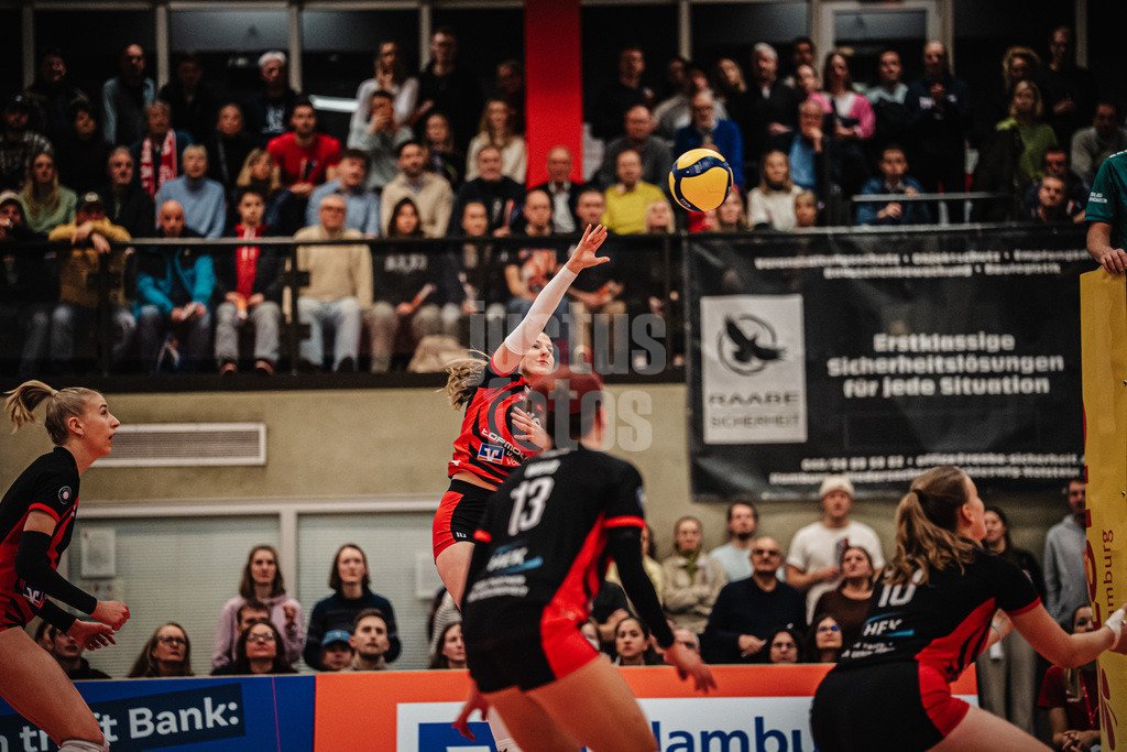 Volleyball | Frauen | Saison 2025/2026 | Volleyball Bundesliga | ETV Hamburger Volksbank Volleys vs. USC Münster | 22.01.2026 | Angriff Lilly Faroß (#16, ETV Hamburger Volksbank Volleys) Bundesliga Debüt
