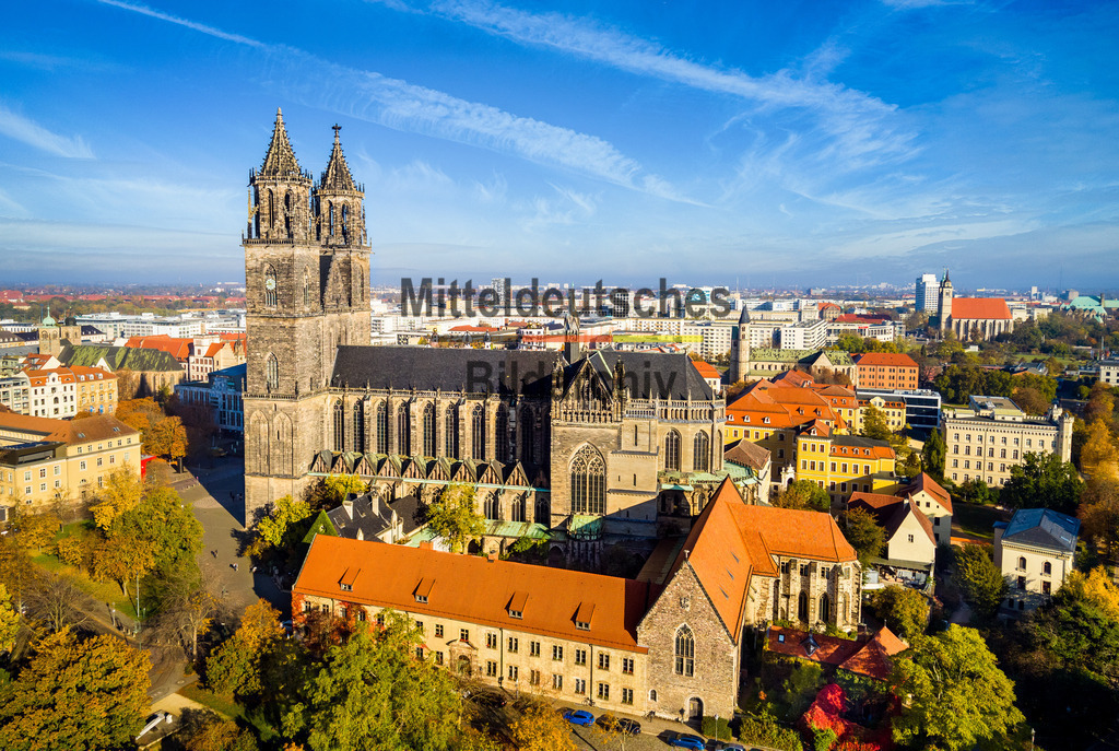 Magdeburg_Dom_Herbst_Luisenturm_Ottonanium-0011-3 | Dom - Realisiert mit Pictrs.com