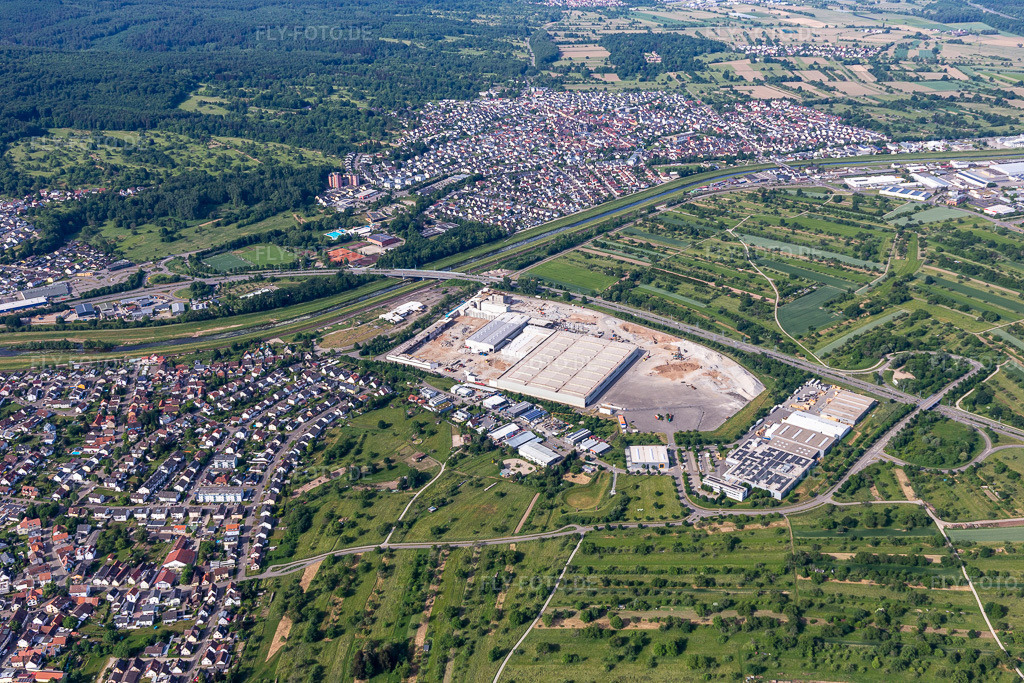 Luftbild: Berghoef GmbH und Logo-Pack GmbH Exportverpackungen in Bischweier im Bundesland Baden-Württemberg in Deutschland. – Foto: IMG_131678.jpg vom 22.05.2022 durch Werner Riehm/FLY-FOTO.de – Auflösung des Originals: 5472 x 3648 px – Whatsapp – Customized industrial wooden flooring panels | Berghoef International – Logo-Pack - Logo-Pack Exportverpackungen