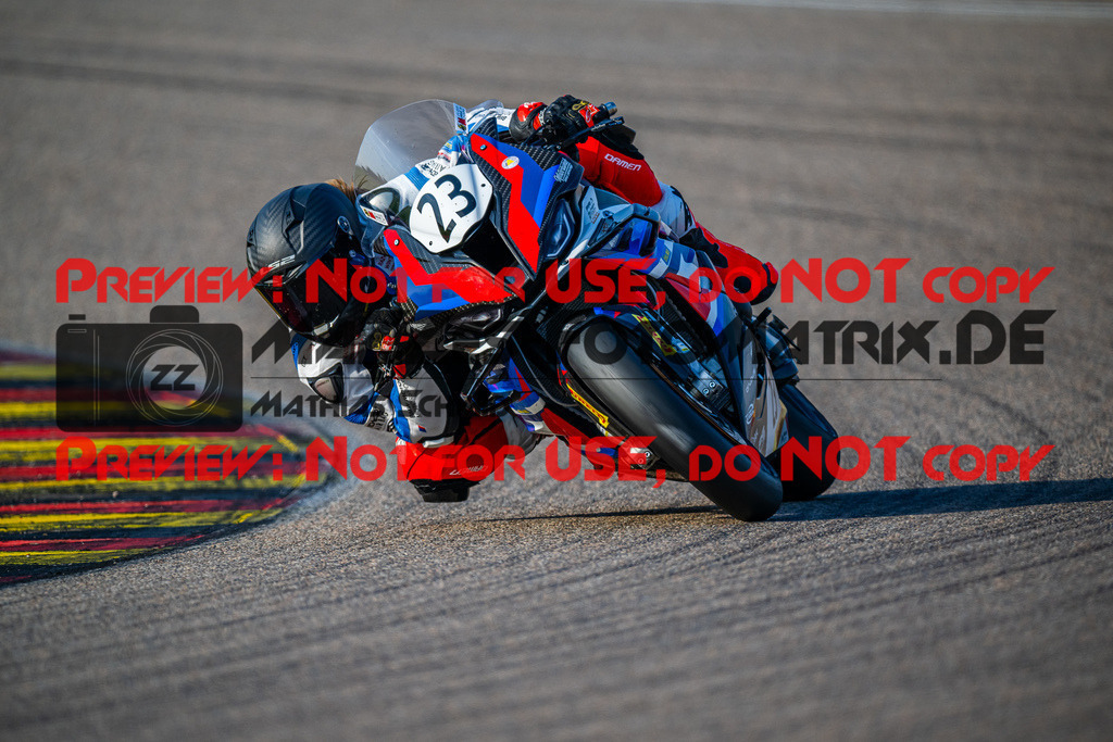 MaZZes_FotoMatrix_240504_6007705_6008 | STK1000