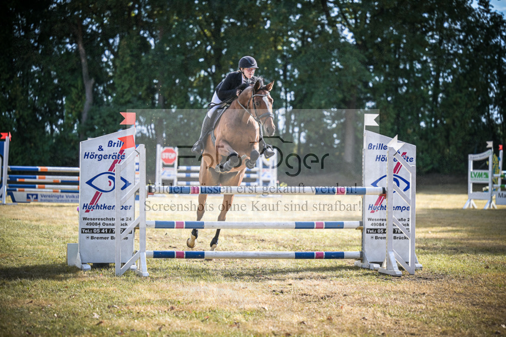DOS_0222 | Entdecke hochwertige Reitturnierfotos von Foto Oger. Professionell, emotional und authentisch – jetzt Lieblingsmomente im Shop bestellen.Deutschlandweite Turnierfotografie. - Realisiert mit Pictrs.com