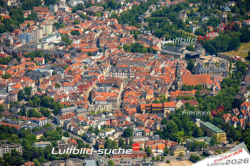 Das Luftbild zeigt :  Coburg - Die Luftaufnahme wurde 2023 vom UL-Flugzeug aus erstellt ( keine Drohne ) - Hochauflösende Luftaufnahme - Für grossformatige Ausdrucke geeignet. Die Geschenkidee !Mit Lizenz und Bildrechte bestellbar