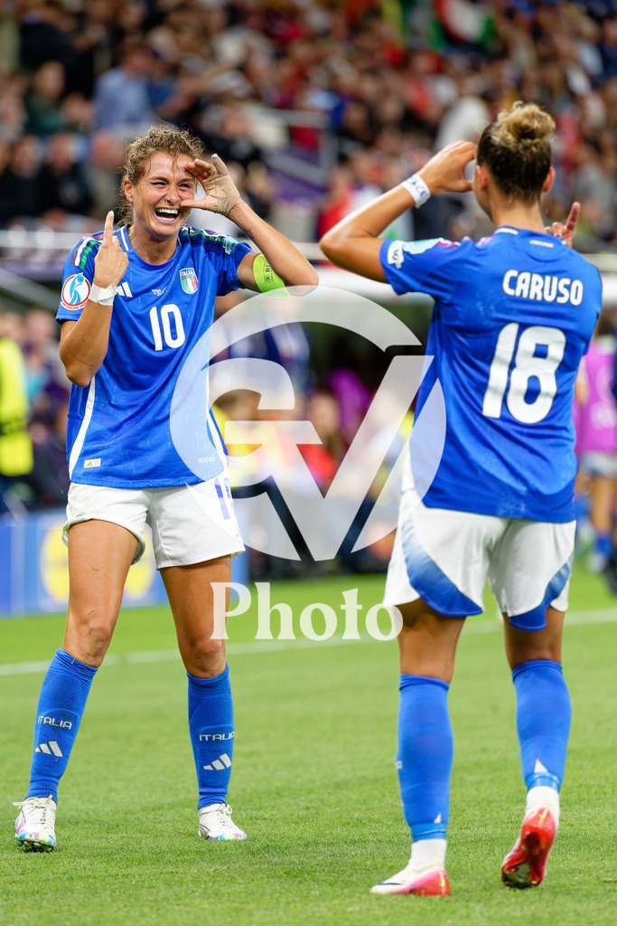 Portugal v Italy - UEFA Women's EURO 2025 Group B | GENEVA, SWITZERLAND - JULY 7:  Cristiana Girelli of Italy (L) celebrates after scoring her team's first goal with teammate Arianna Caruso of Italy (R)  during the UEFA Women's EURO 2025 Group B match between Portugal and Italy at Stade de Geneve on July 7, 2025 in Geneva, Switzerland. (Photo by Giuseppe Velletri/Sports Press Photo/Getty Images)