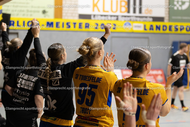 Handball I Frauen I Saison 2025-2026 I 3. Liga Nord I 16. Spieltag I SV Todesfelde - SC SFN Vechta 194 | Sophie Helene Stübinger (95, SV Todesfelde) - Realisiert mit Pictrs.com