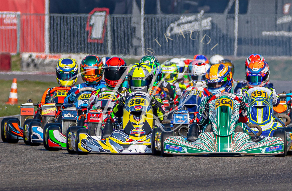 422D5FAC-C3E9-46E3-9615-A11D4FD02C6C | traudl_s_fotos