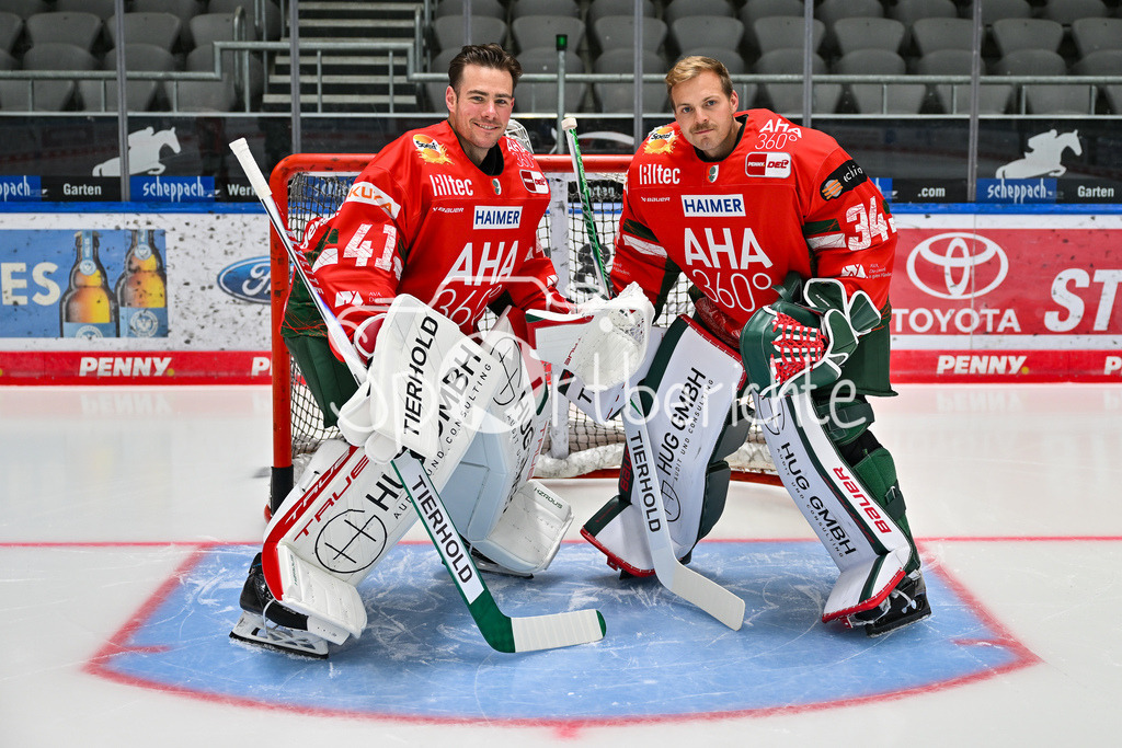 Augsburger Panther 2025/26 | im Bild das Torhüterduo der Augsburger Panther für die Saison 2025/26, Peyton JONES (Augsburger Panther 41) und Michael GARTEIG (Augsburger Panther 34 / Media Day Augsburger Panther: Curt-Frenzel Stadion am 06.08.2025