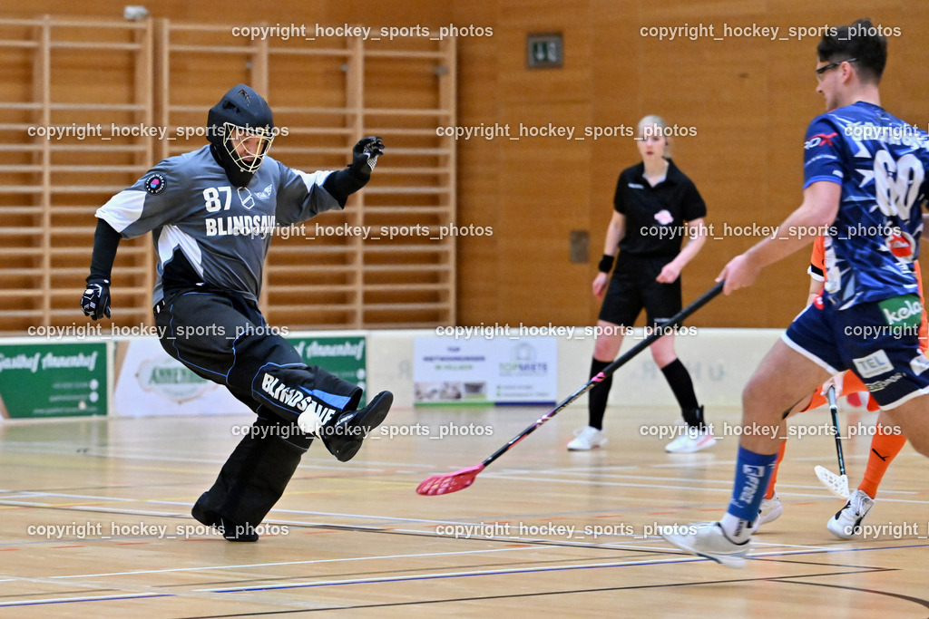 VSV Unihockey vs. SZPK Floorball | #87 Timmo Taurer VSV Unihockey, #60 Thomas Unterweger VSV Unihockey, VSV Unihockey vs. SZPK Floorball, VSV Unihockey vs. SZPK Floorball am 23.11.2024 in Villach (Ballspielhalle St. Martin), Austria, (Photo by Bernd Stefan)