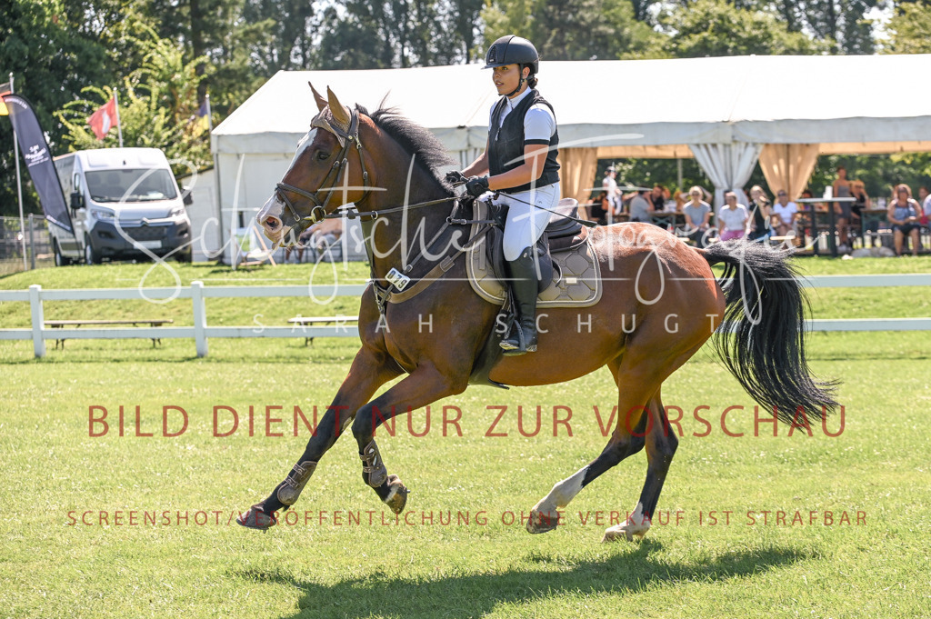 Schugtsche-Düren.2024.04-Stilspringprf.E-7 | Schugtsche Fotografie - Realisiert mit Pictrs.com