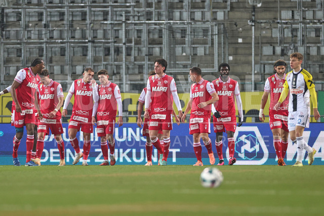 Austrian Bundesliga: Grazer AK 1902 vs LASK | GRAZ, AUSTRIA, 13.DEC.25 - SOCCER - ADMIRAL Bundesliga, Grazer AK 1902 vs LASK. The image shows rejoicing of Grazer AK 1902.