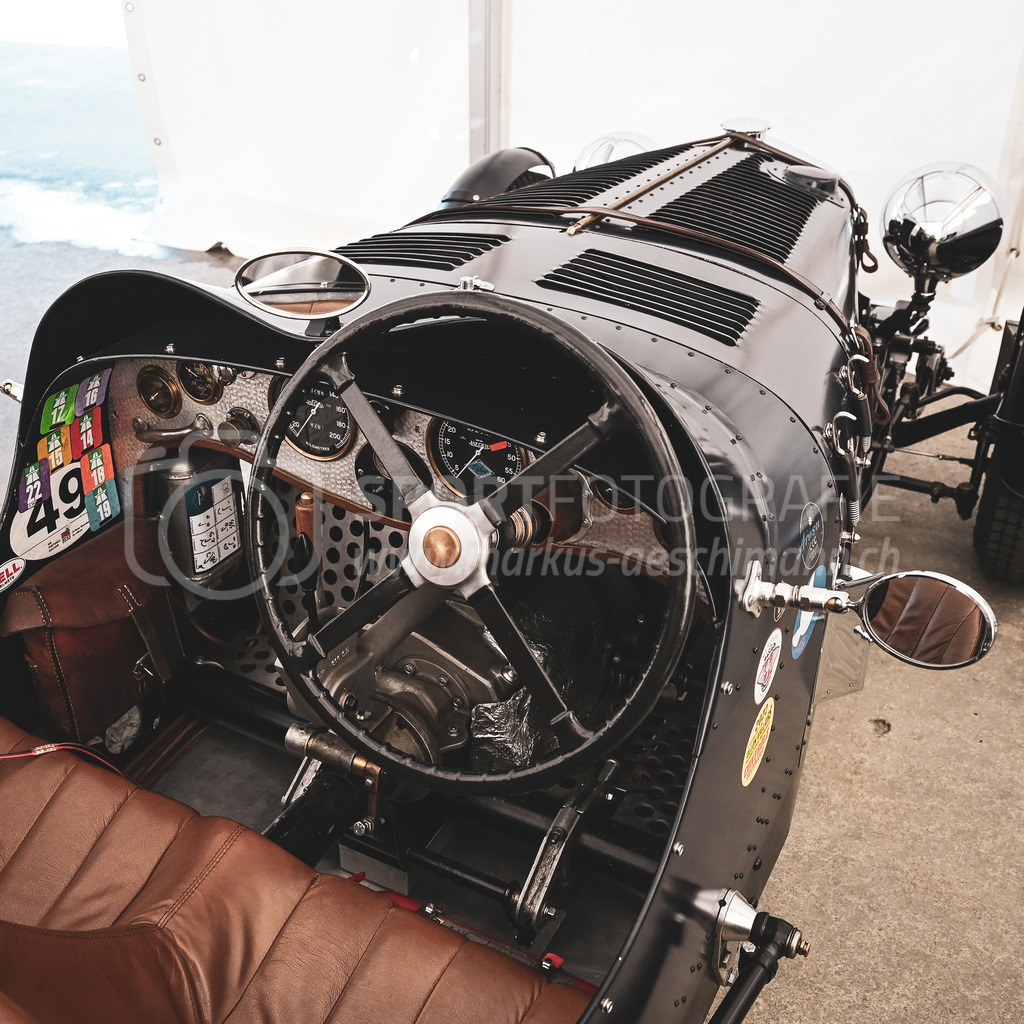 19. Arosa ClassicCar 2023 - 2. September 2023 | 19. Arosa ClassicCar 2023
Arosa, Schweiz

@arosaclassiccar, @arosa.official, #arosaclassiccar, #arosa, #76curves, #classiccar
Bild: Sportfotografie Markus Aeschimann | www.markus-aeschimann.ch - Realisiert mit Pictrs.com