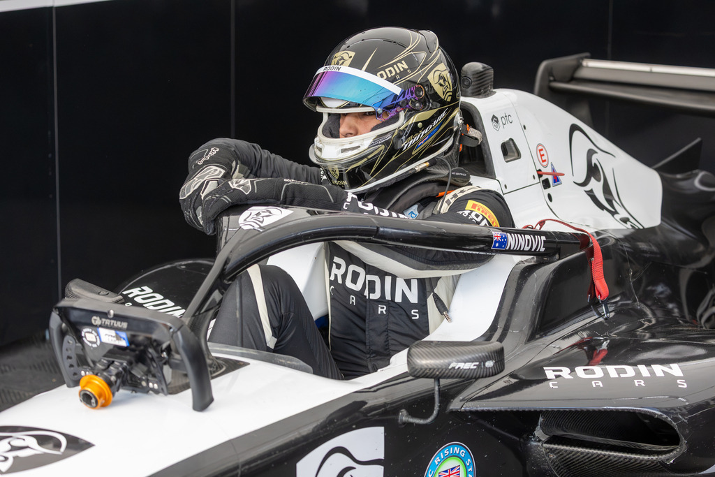 FIA Formular Regional 2026 am Hockenheimring | FIA Formular Regional 2026 am Hockenheimring***Alex Ninovic (Australien), Roding Motorsport - Realisiert mit Pictrs.com