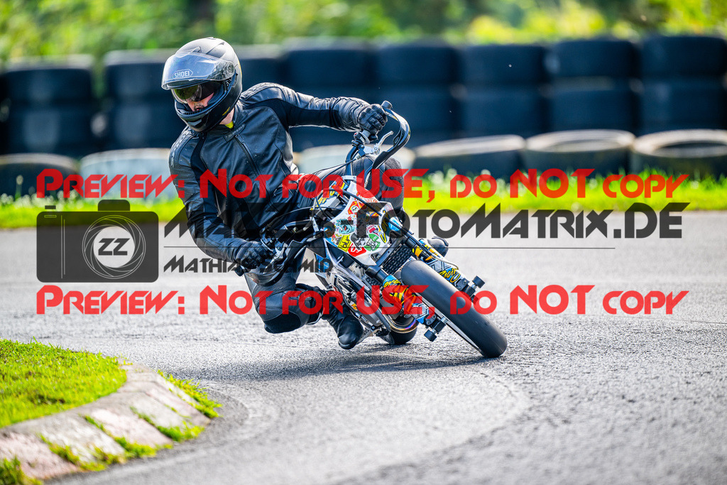 MaZZes_FotoMatrix_230815_8864 | S1