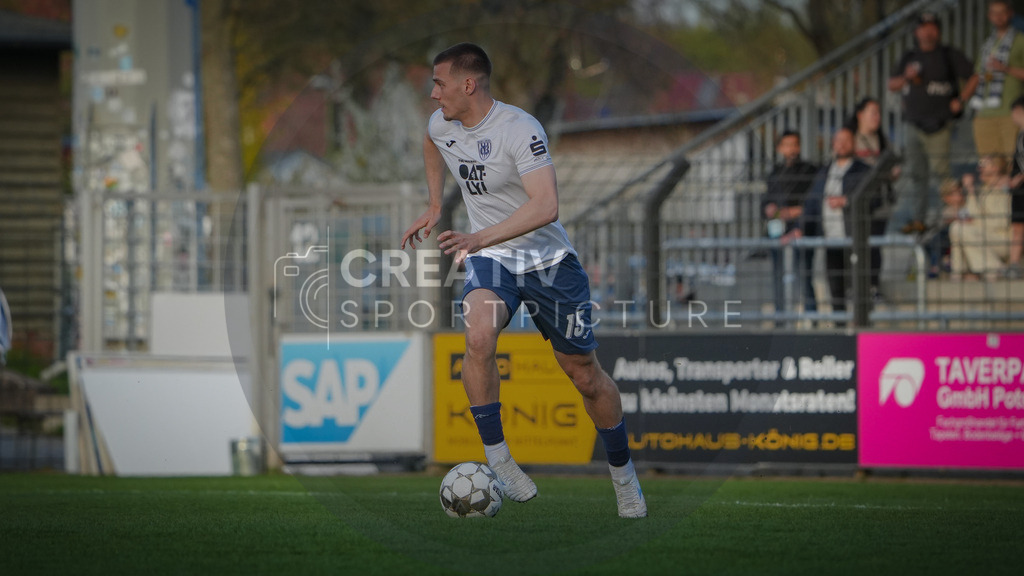 Fußball, Herren, Saison 2025/2026, Regionalliga Nordost, 30. Spieltag, FSV 63 Luckenwalde vs. SV Babelsberg 03, Freitag 17.04.2026, Karl-Liebknecht-Stadion Potsdam | Fußball, Herren, Saison 2025/2026, Regionalliga Nordost, 30. Spieltag, FSV 63 Luckenwalde vs. SV Babelsberg 03, Freitag 17.04.2026, Karl-Liebknecht-Stadion Potsdam, Im Bild: Nino Lessel (Babelsberg) - Realisiert mit Pictrs.com