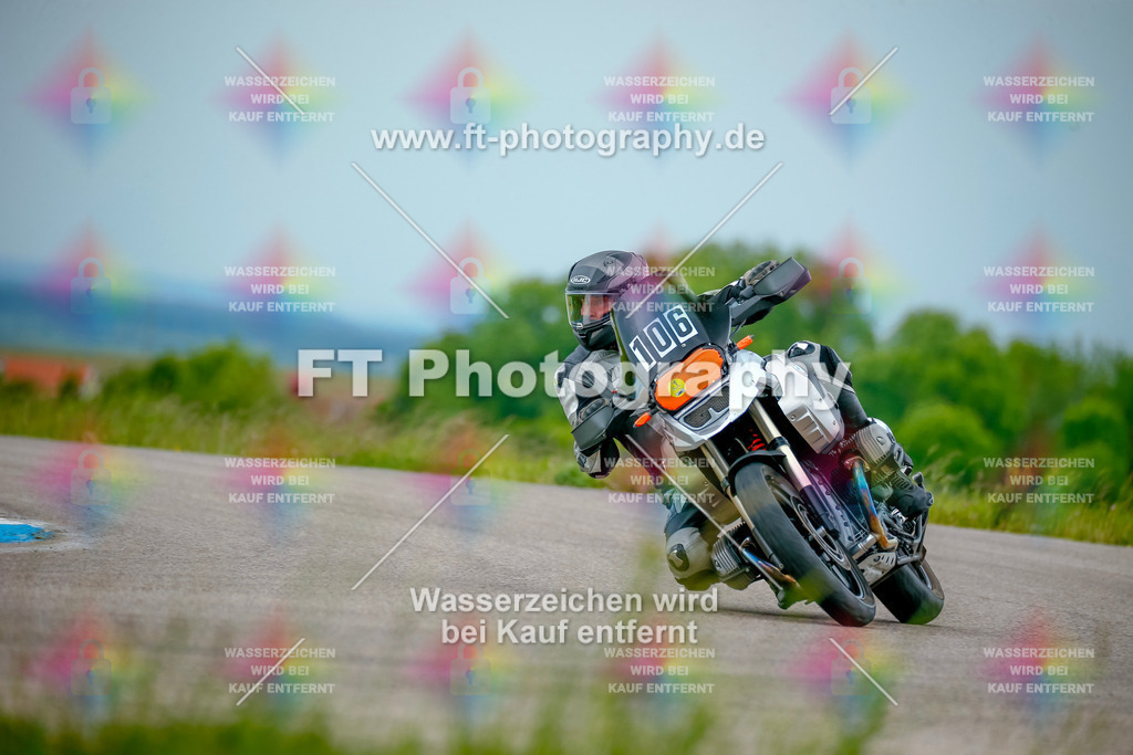 _MOT1940 | Hier findet Ihr Bilder von Touristenfahrten auf der Nürburgring Nordschleife oder von anderen Veranstaltungen die ich besucht habe. Viel Spass beim Durch Schauen 