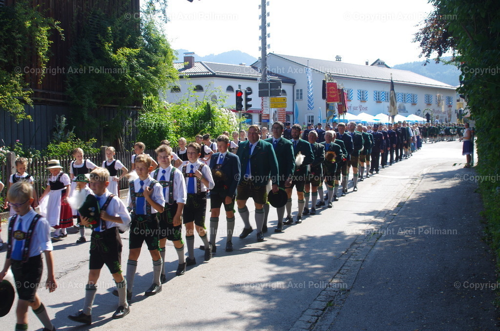IMGP4032 | fotografiert von Axel PollmannLeonhardi Wallfahrt Benediktbeuern und Murnau, Fronleichnam, Fasching, Landschaft im Loisachtal und Benediktbeuern  - Realisiert mit Pictrs.com