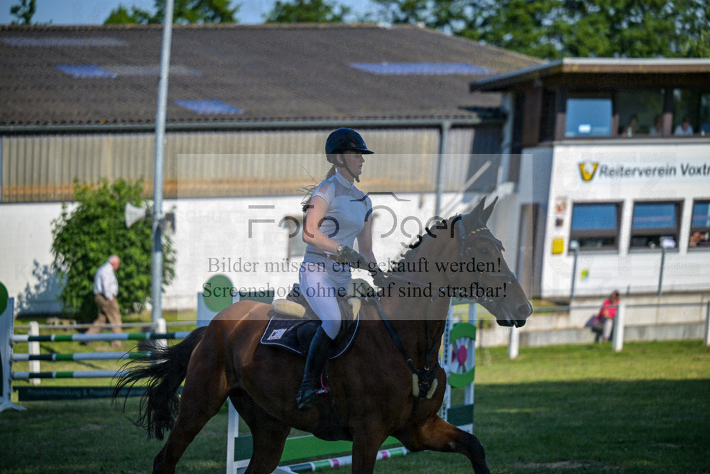 Reitturnier Voxtrup | Entdecke hochwertige Reitturnierfotos von Foto Oger. Professionell, emotional und authentisch – jetzt Lieblingsmomente im Shop bestellen.Deutschlandweite Turnierfotografie. - Realisiert mit Pictrs.com