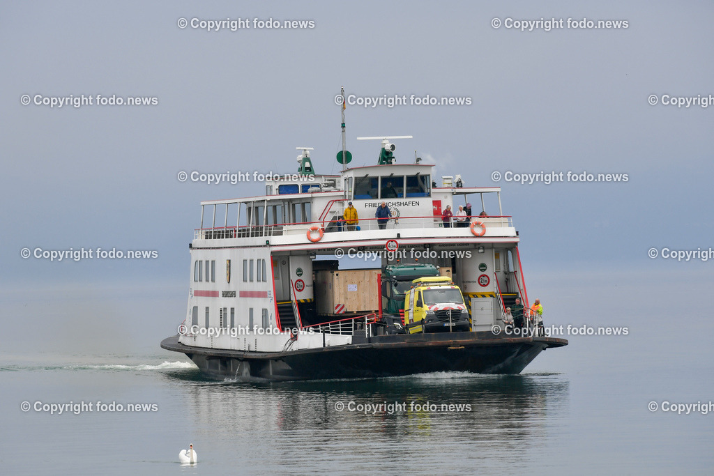Deutschland_ Baden-Wuerttemberg Friedrichshafen am Bodensee_ 28.03.2025-7 | 28.03.2025, Deutschland, GER, Baden Wuerttemberg, Friedrichshafen am Bodensee, im Bild Stadtansichten, Autofaehre, Faehre, Reise, Feature, Travel, Tourismus, Bodensee, Schiff, Schifffahrt