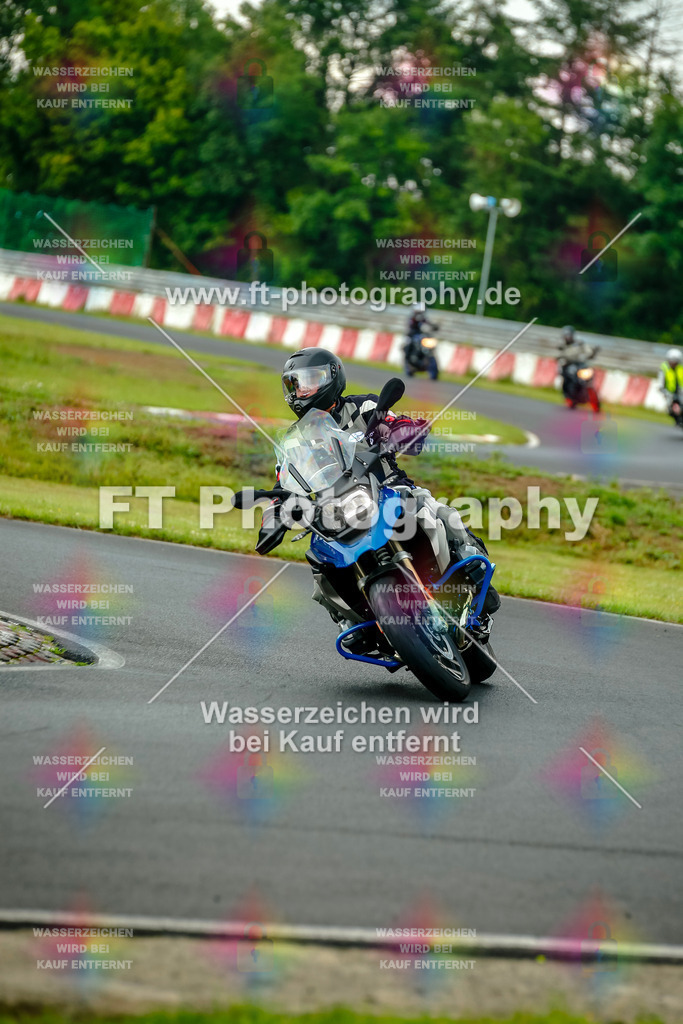 VBK-4089 | Hier findet Ihr Bilder von Touristenfahrten auf der Nürburgring Nordschleife oder von anderen Veranstaltungen die ich besucht habe. Viel Spass beim Durch Schauen 