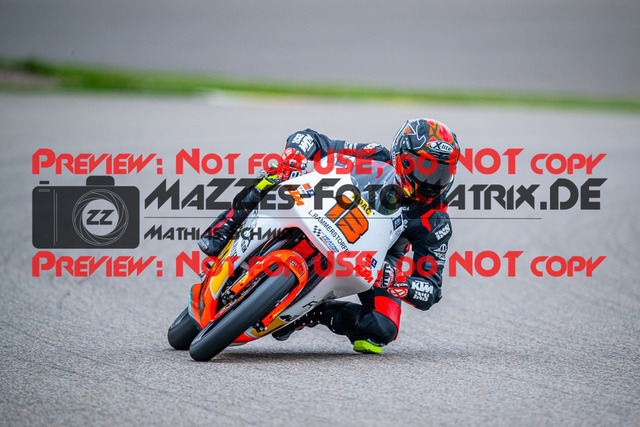 MaZZes_FotoMatrix_240503_6007705_8908 | KTM