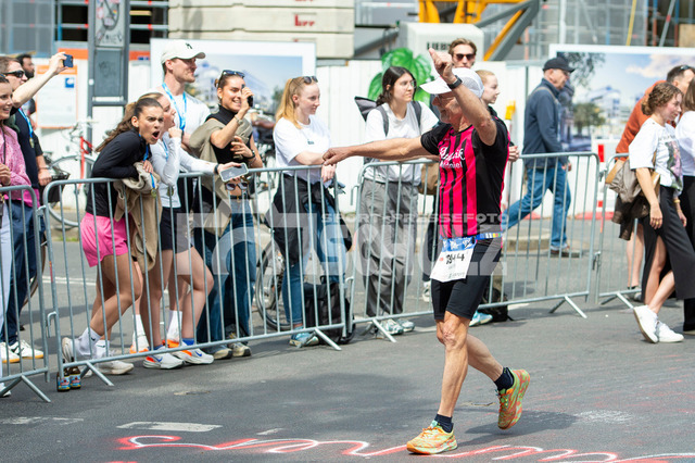 20250427-NSZ_3640 | DEU, Düsseldorf, 27.04.2025 Uniper Düsseldorf Marathon 2025 - Realisiert mit Pictrs.com