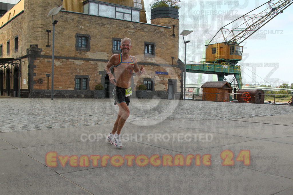 250920_1514_EV4_8290 | Sportfotografie im Rhein-Sieg Kreis, Köln, Bonn, NRW, Rheinland Pfalz, Hessen, etc. Unser Tätigkeitsfeld umfasst den Laufsport vom Volkslauf über den Marathon, Duathlon, Triathon bis zum Ultralauf wie Kölnpfad Ultra oder Schindertrail.