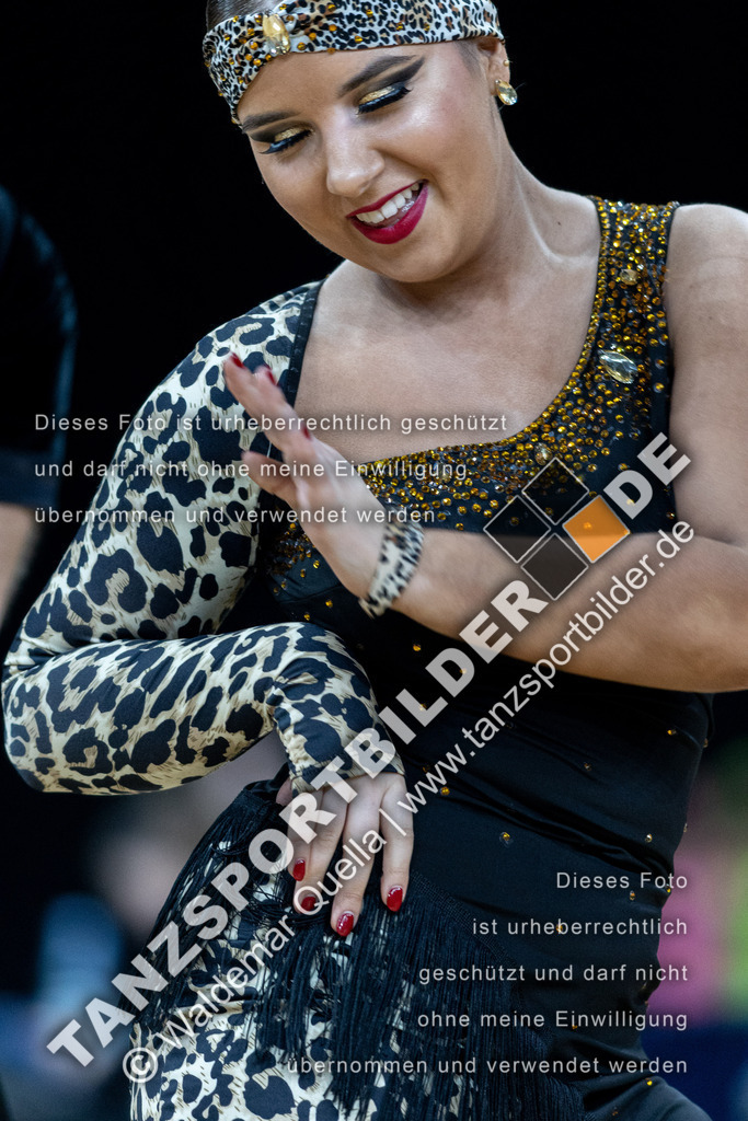 20240310-01868 | Hier finden Sie Tanz Bilder vom Latein und Standard Formationen tanzen. Sportbilder vom Tanzsport. Schöne Fotos und von Weltmeisterschaft, Europameisterschaft, Bundesliga, Regionalliga, Oberliga und Landesliga sowie von GOC Stuttgart, DanceComp, WM Bremen