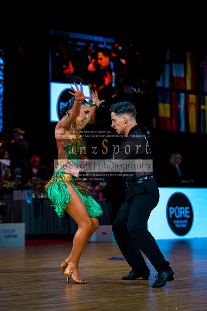 20251213_Baltic-GP_2386-2 | Tanzsportbilder, Standardtanz, Lateintanz, WDSF, DTV, LTVB, dancecomp, goc, hessen tanzt, blaues band der spree, walzer, tango, wiener walzer, slowfox, quickstepp, samba, rumba, cha-cha-cha, paso doble. jive, hd-kroft photography, turniertanzsport
