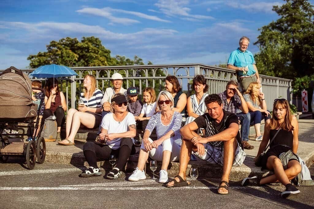 Universal Druckluft Orchester | Das Universal Druckluft Orchester mit Peter Till am Forte Belvedere Leisnig zum Festival Hallo Leisnig 2022. - Realisiert mit Pictrs.com