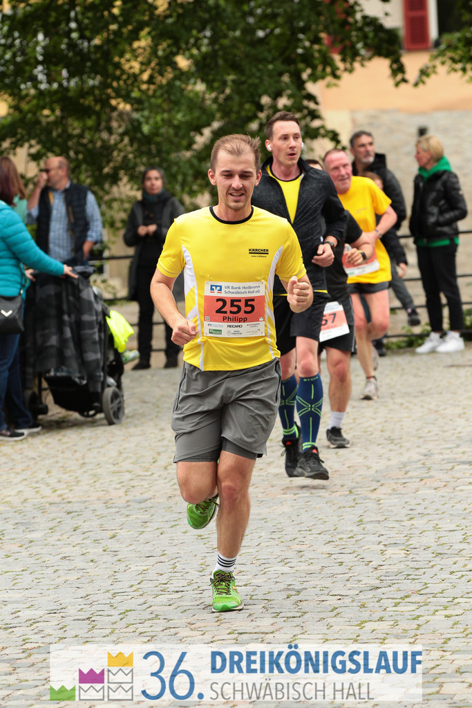VR Bank Hauptlauf 10km | 3königslauf 2022 VR Bank Hauptlauf - Realisiert mit Pictrs.com