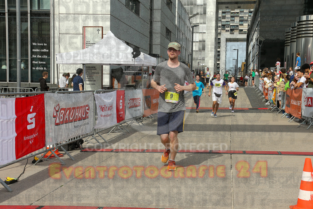 250920_1329_EX1_5004 | Sportfotografie im Rhein-Sieg Kreis, Köln, Bonn, NRW, Rheinland Pfalz, Hessen, etc. Unser Tätigkeitsfeld umfasst den Laufsport vom Volkslauf über den Marathon, Duathlon, Triathon bis zum Ultralauf wie Kölnpfad Ultra oder Schindertrail.