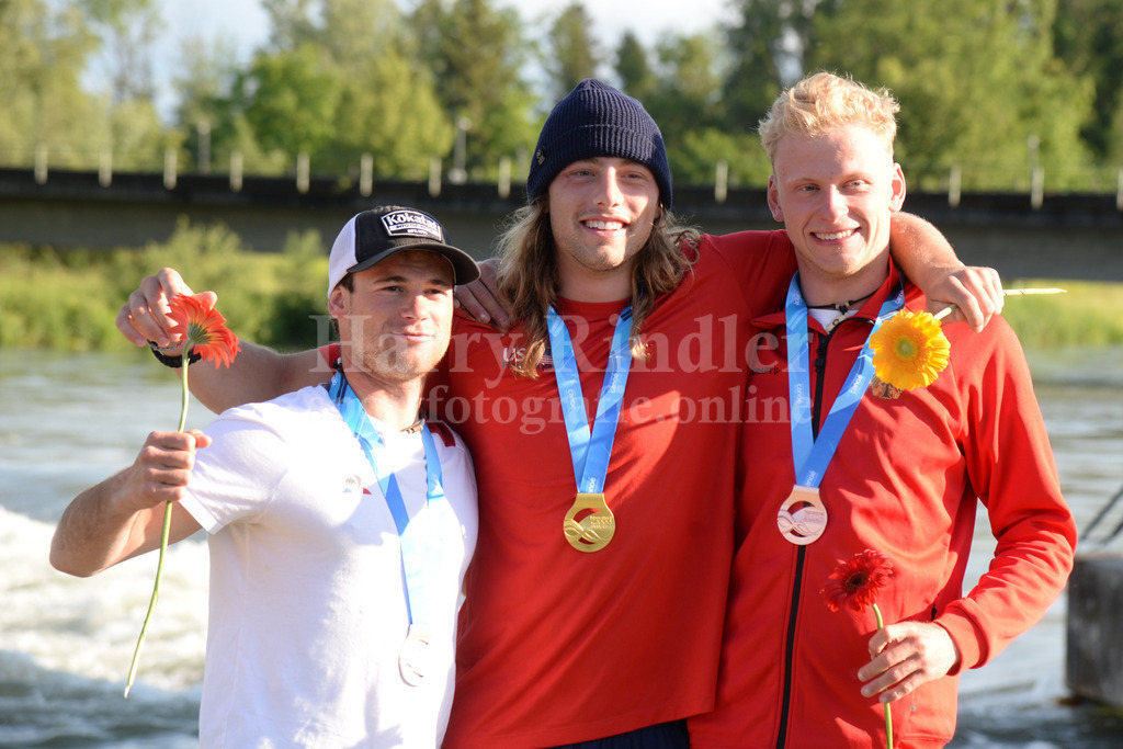 ICF CANOE FREESTYLE WORLD CUP 1 / PLATTLING | 2024 ICF CANOE FREESTYLE WORLD CUP 1 / PLATTLINGMen's Canoe Decked Surface Final v.l. Tom DOLLE (France); Landon MILLER (United States); Sebastian Kurt Rudolf NELLE (Germany) - Realisiert mit Pictrs.com