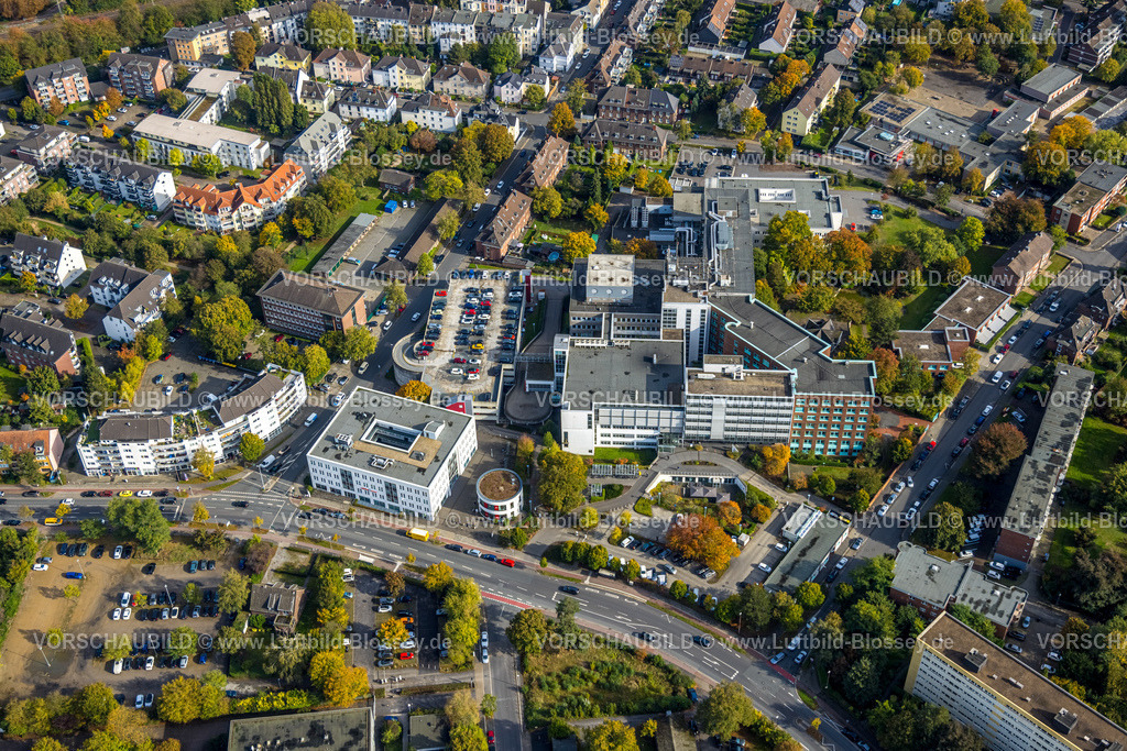 Moers241013023 | Luftbild, GFO Kliniken Niederrhein - Standort St. Josef Krankenhaus, Aeskulap Center Moers, Polizeiwache, Moers, Moers, Ruhrgebiet, Nordrhein-Westfalen, Deutschland