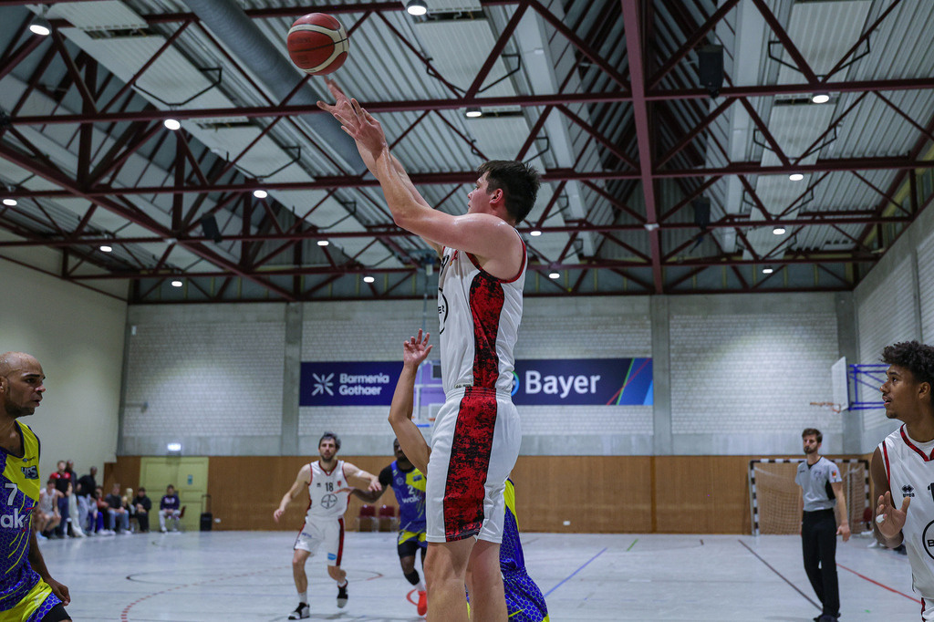 Regio BAYER GIANTS vs SV Haspe 70-74 | Fotos von Basketballspielen aus dem Raum NRW fotografiert von Gero Mueller-Laschet und Daniel Schaefer - Realisiert mit Pictrs.com