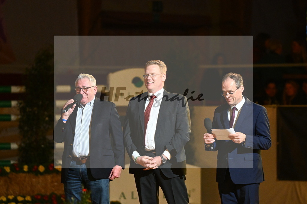 Paulix_Sefrin_Sautter_Schepper_Witzemann_Crome-Sperling_2241819 | hf-fotografie - Realizzato con Pictrs.com