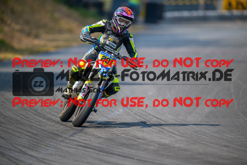 MaZZes-Fotomatrix-20260816-615264 | ROOKIES